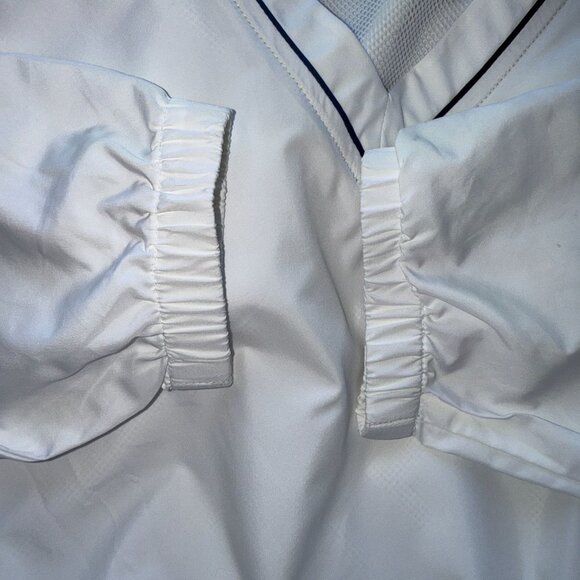Cutter & Buck Ladies V-Neck Windbreaker Pullover Medium White Poly Lightweight - Picture 5 of 8